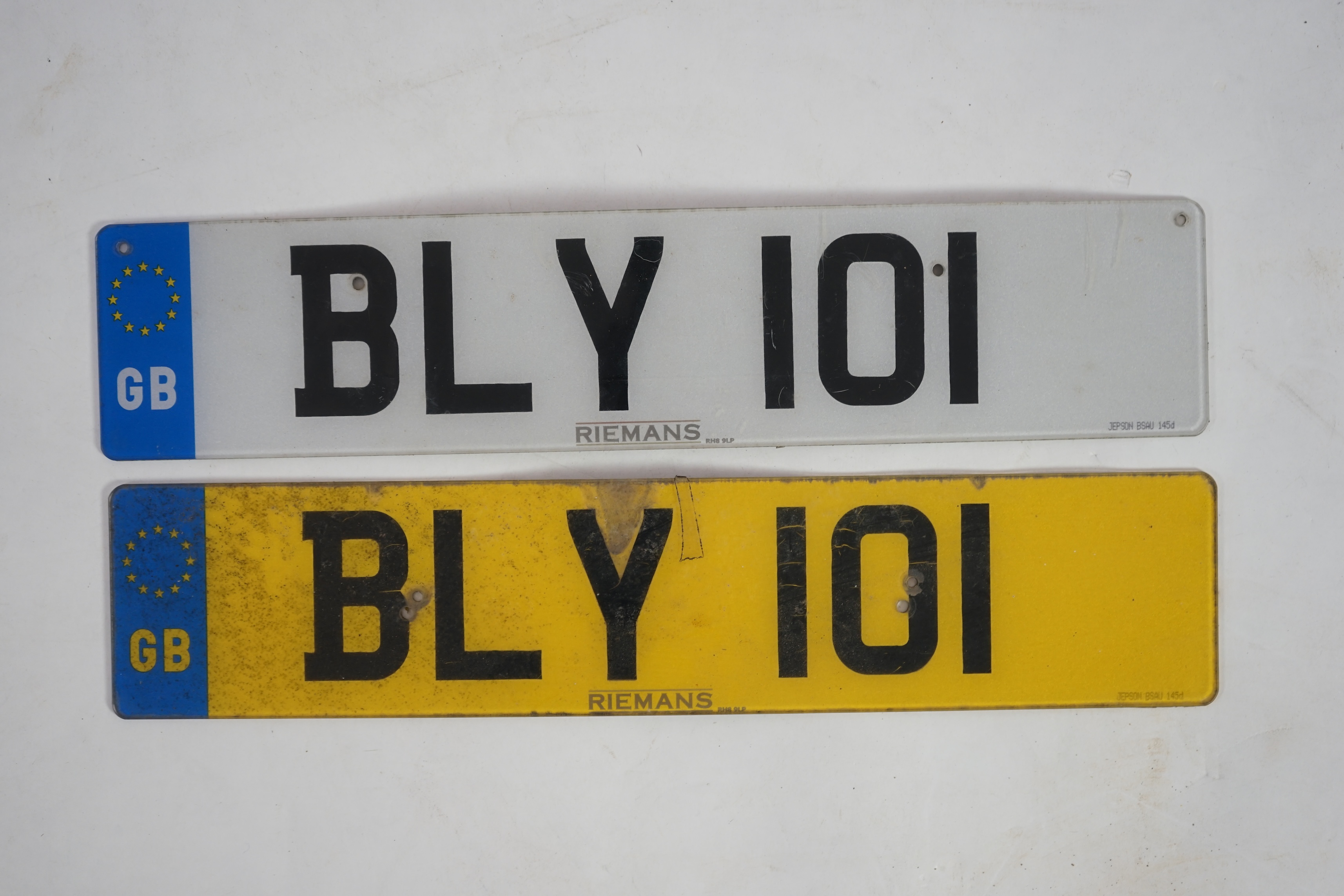 Number plate BLY 101, on retention